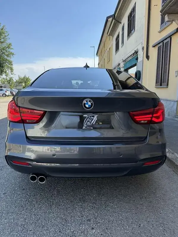 Usata BMW 320 M Sport 184 CV (135 kW) 2019 Grigio Berlina