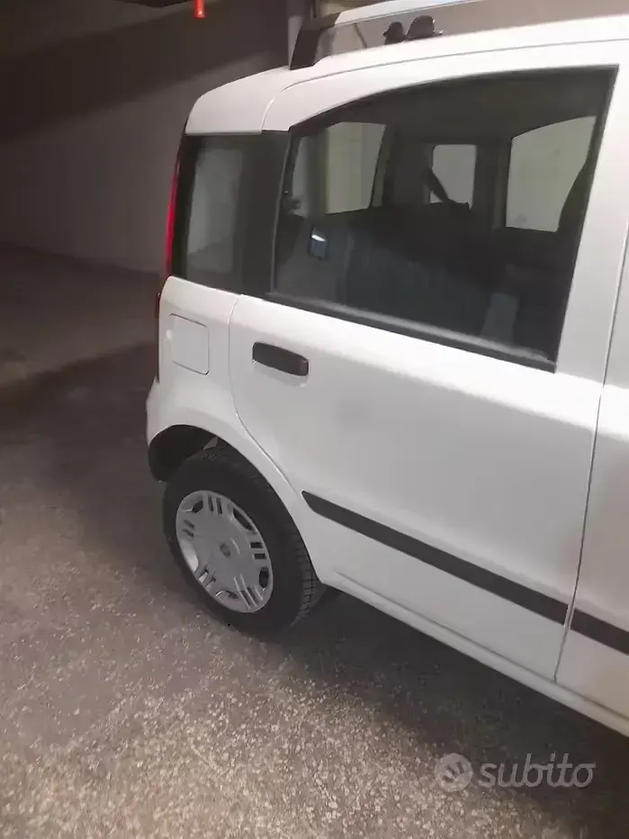Begagnad Fiat Panda 77 HK (56 kW) 2012 Vit Halvkombi