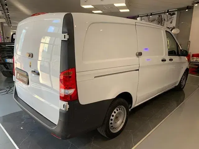 Usata Mercedes Vito 136 CV (100 kW) 2020 Bianco Furgone