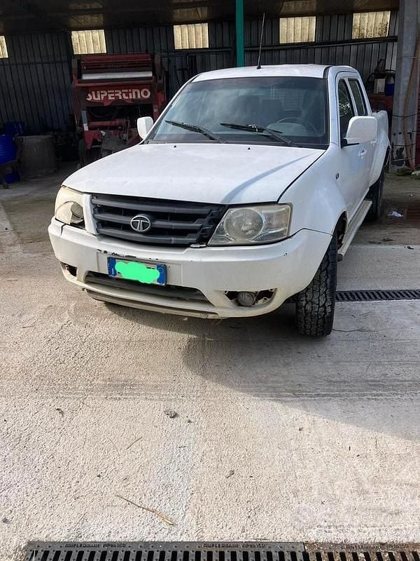 Bianco Usata 2012 Tata Xenon Pick-up | 1500 € (Super prezzo) - Immagine 1/2