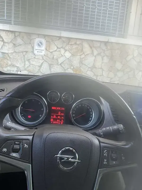 Usata Opel Insignia Cosmo 194 CV (142 kW) 2013 Station wagon