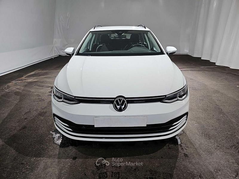 Usata VW Golf VIII 131 CV (96 kW) 2022 Bianco Station wagon