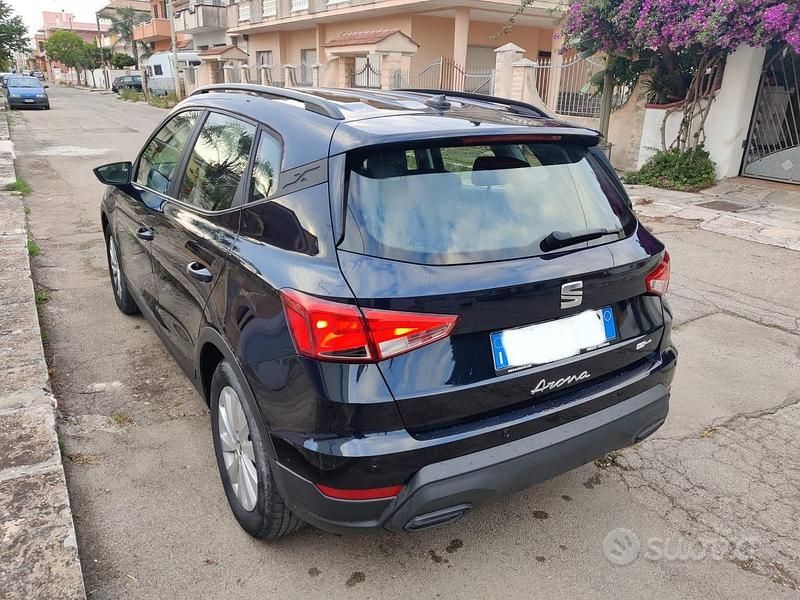 Usata Seat Arona 95 CV (69 kW) 2021 Blu SUV