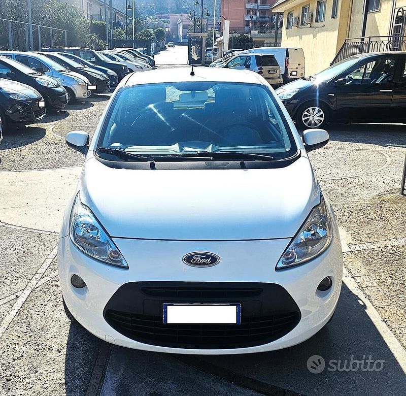 Bianco Usata 2013 Ford Ka Due volumi | 4900 € (Buon prezzo) - Immagine 1/4