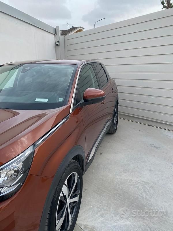 Usata Peugeot 3008 Allure 2019 Marrone SUV