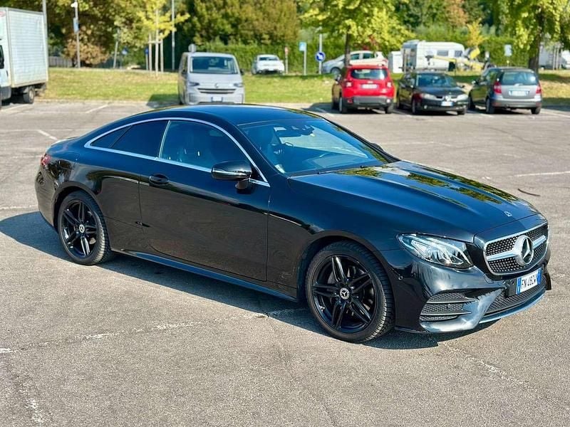 Occasion Mercedes E220 AMG line 194 ch (142 kW) 2018 Noir Coupé