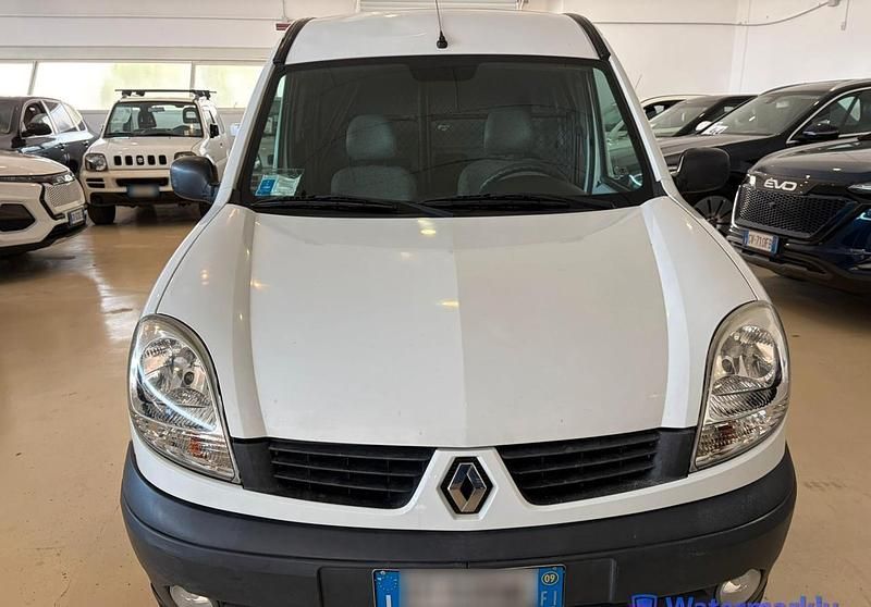 Usata Renault Kangoo 67 CV (49 kW) 2009 Bianco