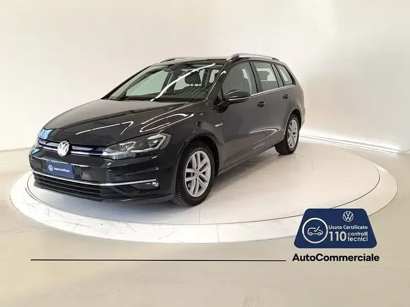 Usata VW Golf VII Executive 131 CV (96 kW) 2019 Grigio scuro Station wagon
