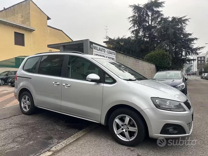 Usata Seat Alhambra Style 140 CV (102 kW) 2011 Grigio Monovolume