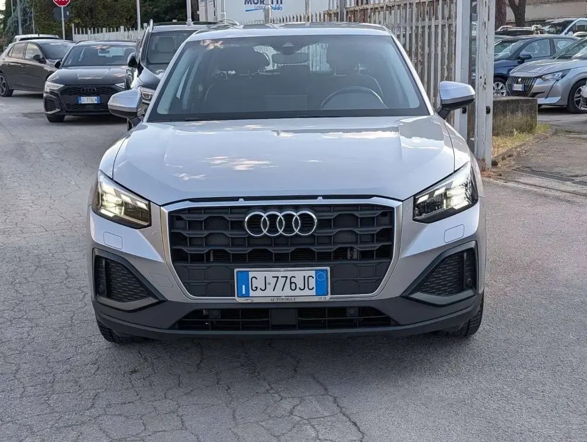 Usata Audi Q2 Ambiente 116 CV (85 kW) 2022 Argento SUV