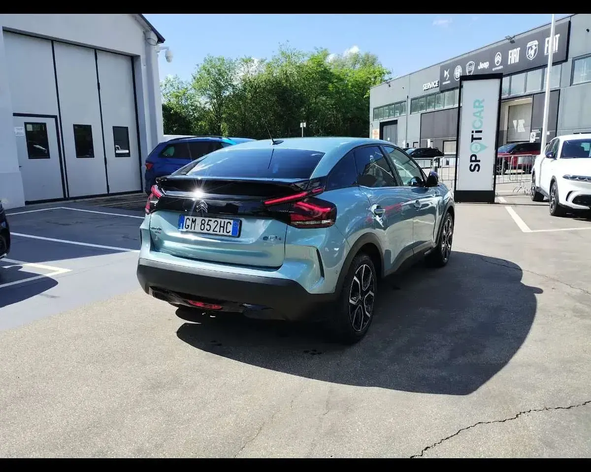 Usata Citroën e-C4 Shine 56 kW (77 CV) 2023 Blu SUV