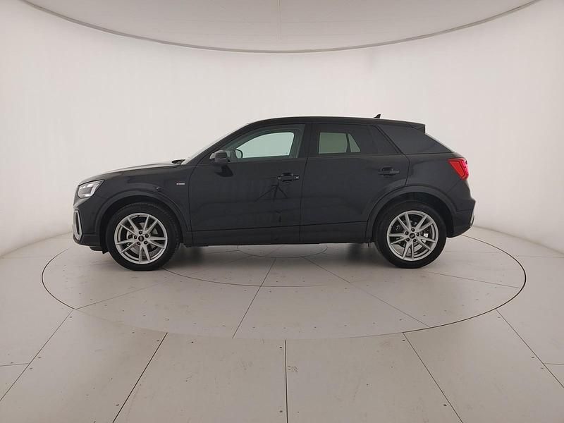 Gebraucht Audi Q2 S-Line 150 PS (110 kW) 2025 Schwarz SUV