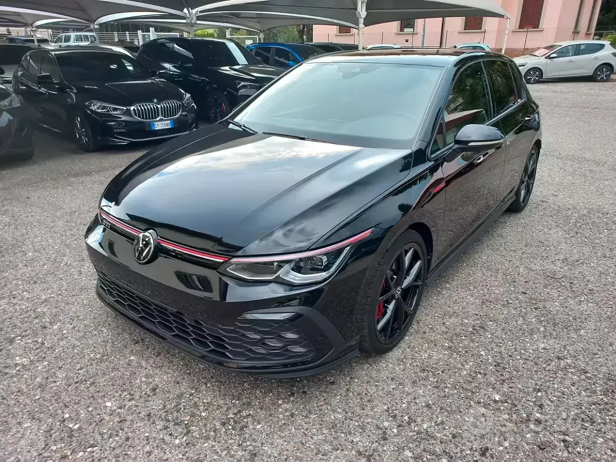 Usata VW Golf VIII GTI 245 CV (180 kW) 2024 Nero Berlina