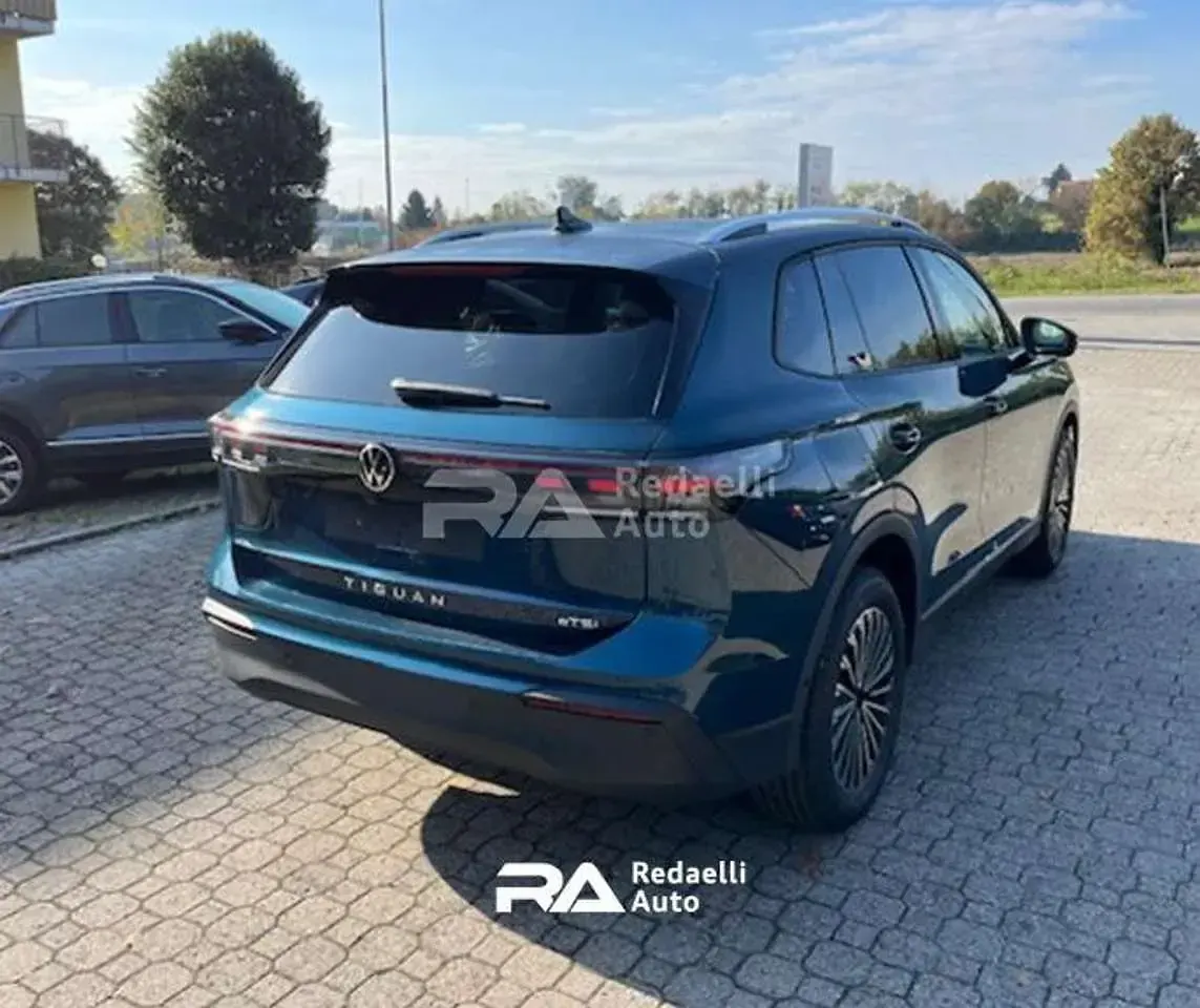 Nuova VW Tiguan Edition 204 CV (150 kW) 2026 Blu/azzurro SUV
