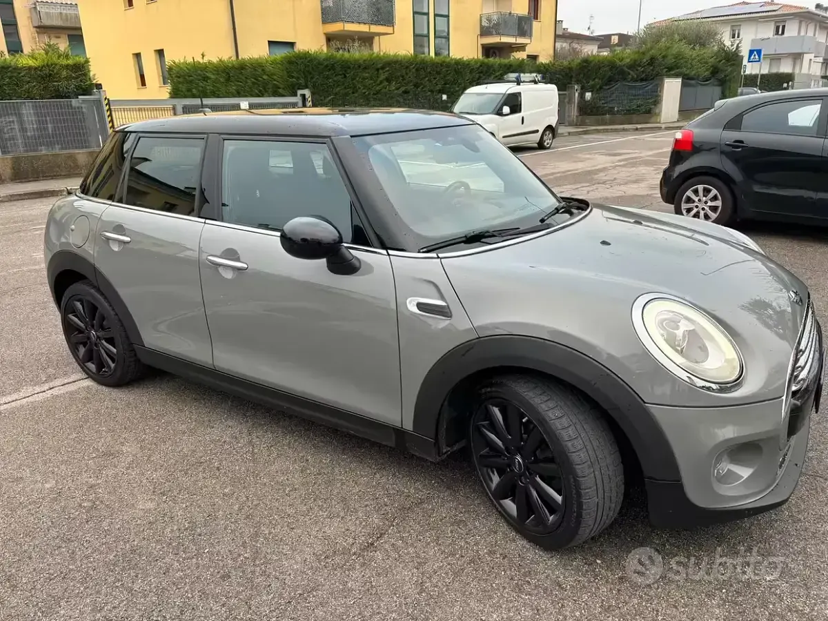 Usata Mini Cooper D 116 CV (85 kW) 2015 Utilitaria