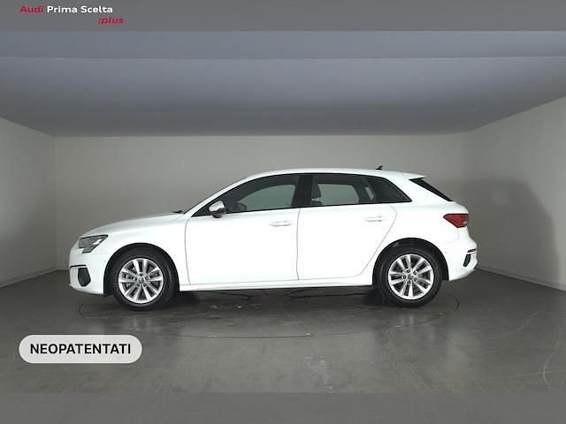 Usata Audi A3 Business 116 CV (85 kW) 2020 Bianco ibis Berlina