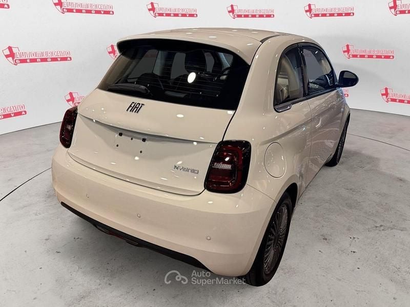 Nuova Fiat 500 La Prima 65 CV (47 kW) 2026 Bianco Berlina