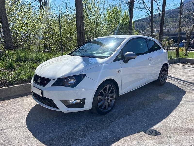 Usata Seat Ibiza FR 105 CV (77 kW) 2015 Bianco Berlina
