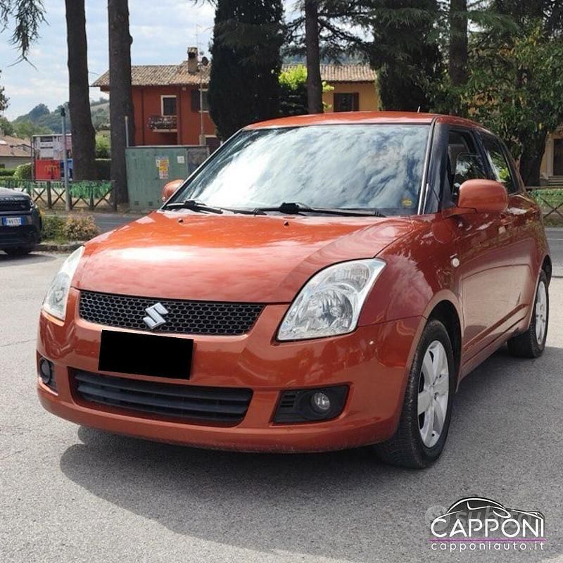 Usata Suzuki Swift 92 CV (67 kW) 2009 Rosso Berlina