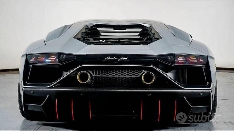 Usata Lamborghini Aventador 740 CV (544 kW) 2020 Nero Coupé