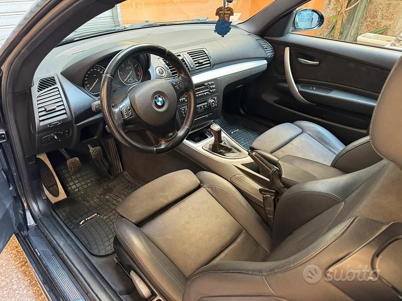 Usata BMW 120 177 CV (130 kW) 2009 Nero Utilitaria