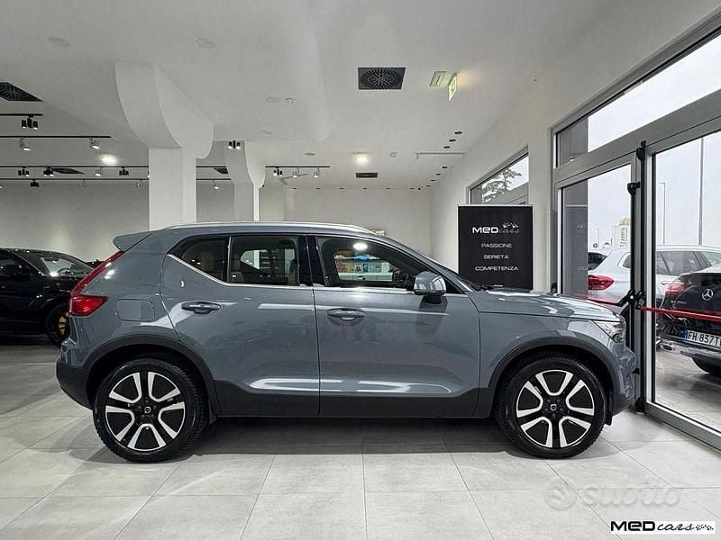 Usata Volvo XC40 Inscription 197 CV (144 kW) 2022 Grigio SUV