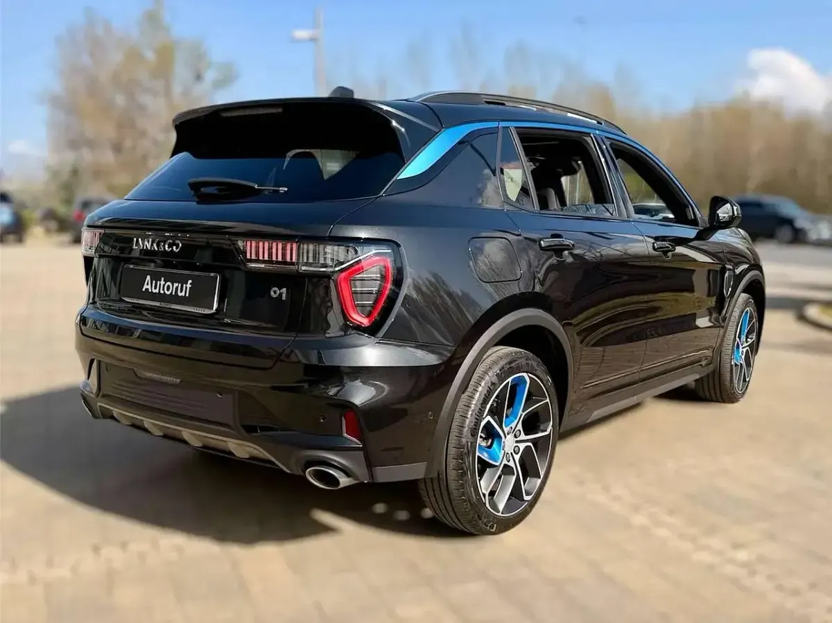 Usata Lynk & Co 01 179 CV (131 kW) 2024 Nero SUV