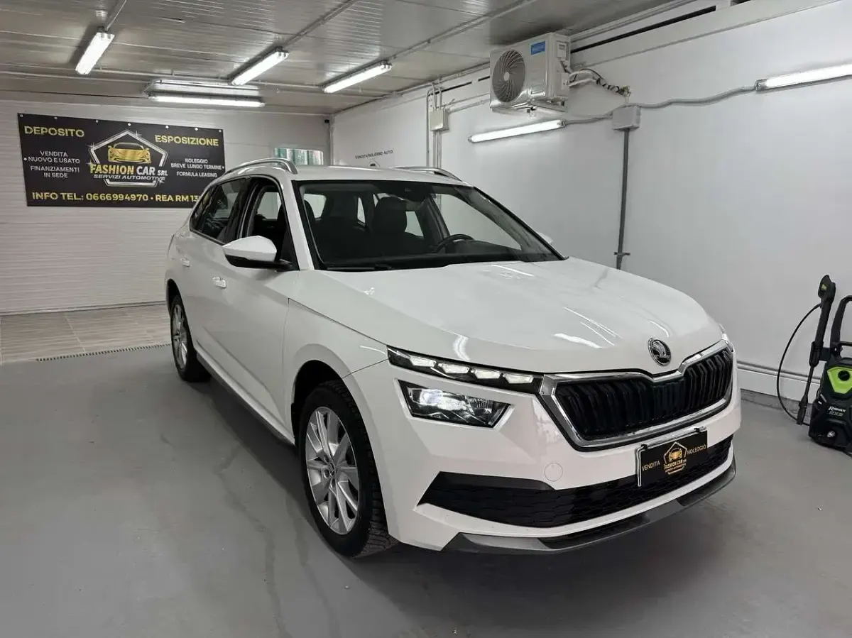 Usata Skoda Kamiq Style 110 CV (80 kW) 2022 Bianco SUV