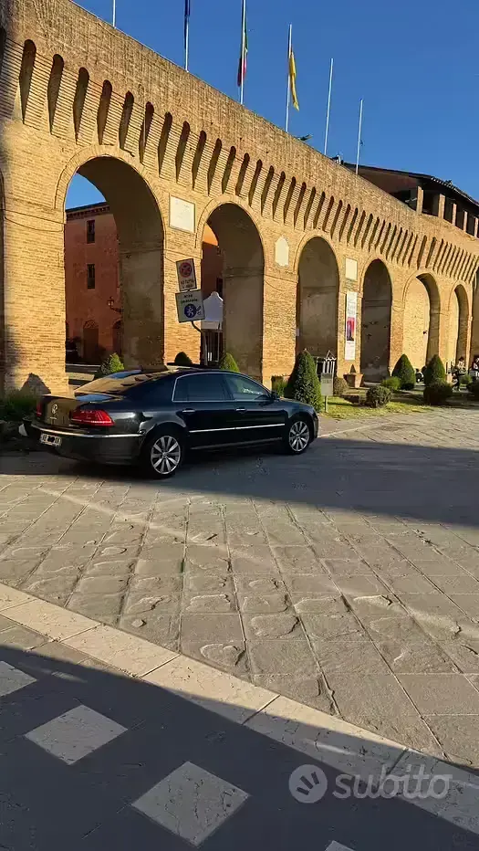 Usata VW Phaeton 239 CV (175 kW) 2012 Nero Berlina