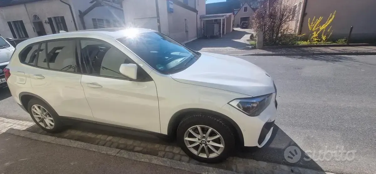 Usata BMW X1 150 CV (110 kW) 2019 Bianco SUV