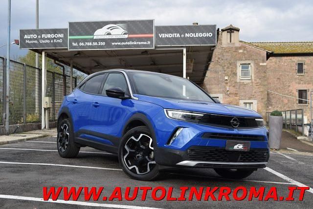 Usata Opel Mokka Ultimate 101 CV (74 kW) 2023 Azzurro / pastello SUV