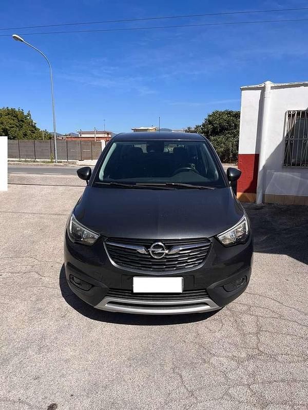 Usata Opel Crossland X Ultimate 99 CV (72 kW) 2018 Grigio SUV