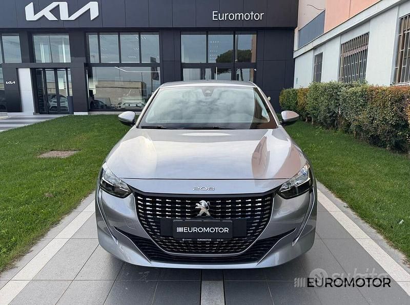 Usata Peugeot 208 Allure 102 CV (75 kW) 2020 Argento Utilitaria