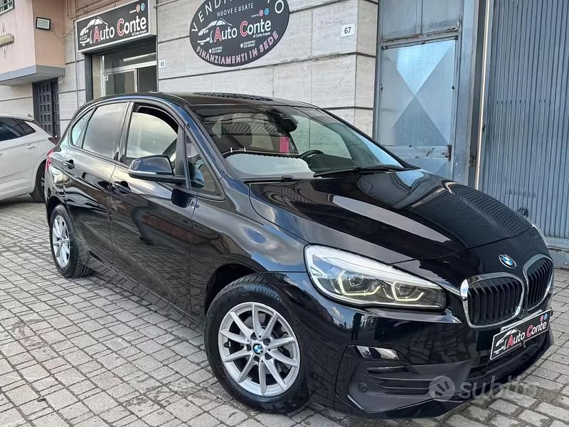 Usata BMW 216 Advantage 116 CV (85 kW) 2019 Nero Station wagon