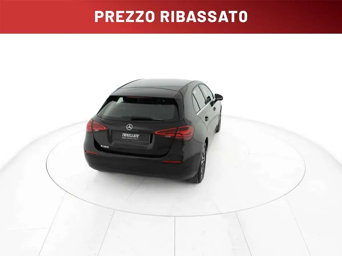 Usata Mercedes A180 Advanced 136 CV (100 kW) 2023 Nero Berlina