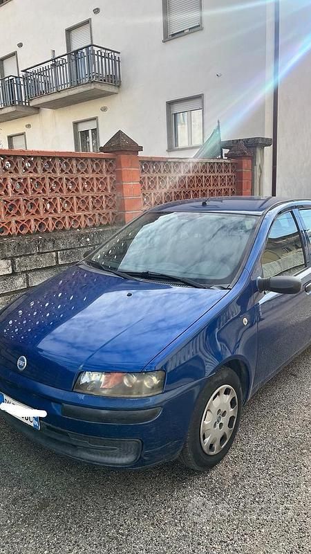 Usata Fiat Punto 2000 Blu Berlina