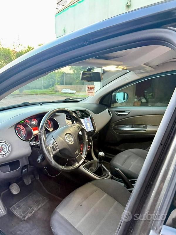 Usata Fiat Bravo Emotion 105 CV (77 kW) 2013 Grigio Utilitaria