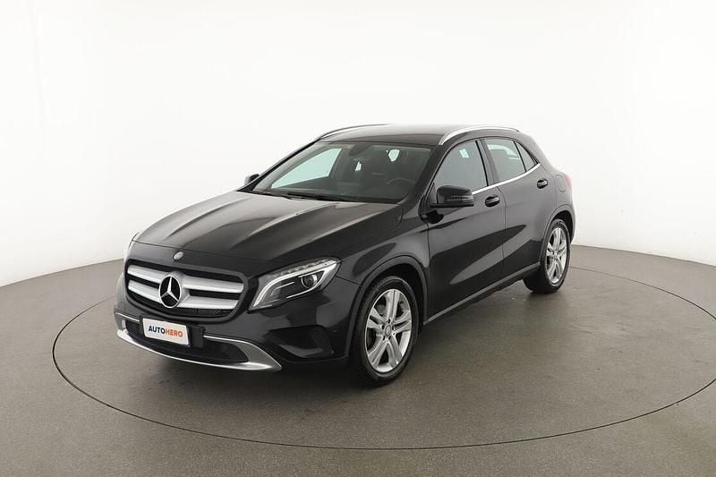 Usado Mercedes GLA180 Urban 122 CV (89 kW) 2016 SUV