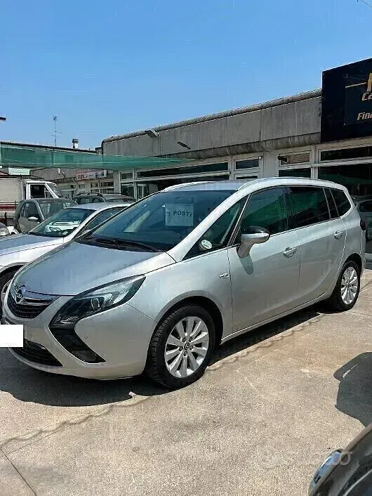 Usata Opel Zafira Tourer Cosmo 150 CV (110 kW) 2015 Grigio Monovolume