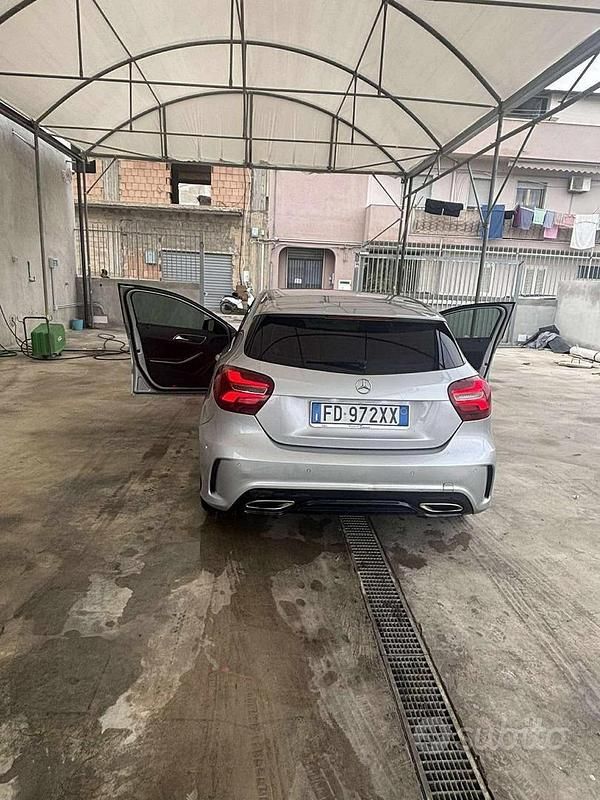 Usata Mercedes A200 Premium 2016 Grigio Berlina