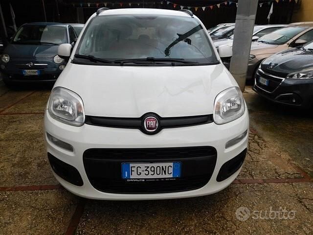 Usata Fiat Panda Lounge 85 CV (62 kW) 2017 Bianco Berlina