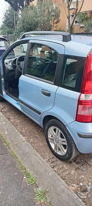 Usata Fiat Panda Dynamic 60 CV (44 kW) 2009 Blu/azzurro Utilitaria