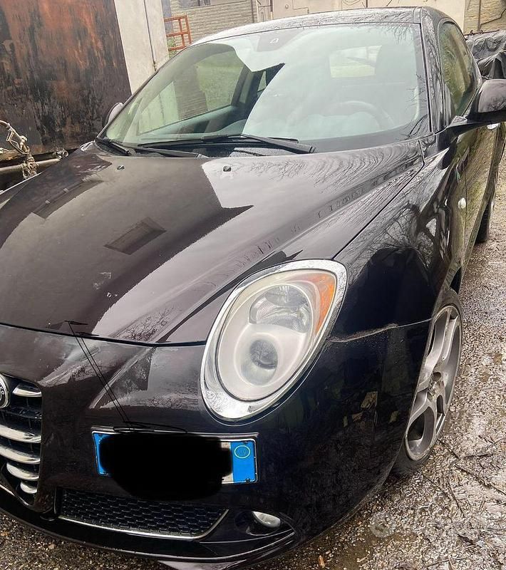 Usata Alfa Romeo MiTo 125 CV (91 kW) 2009 Marrone Utilitaria