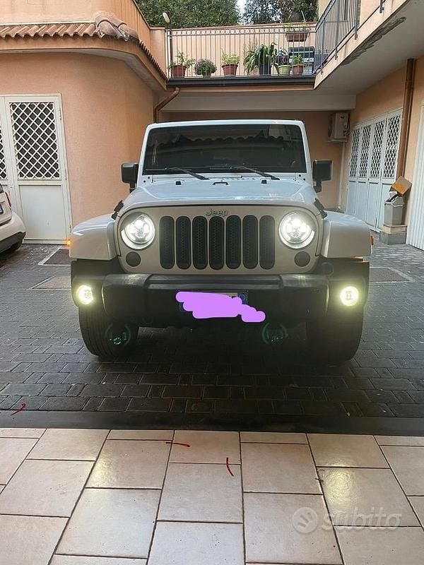 Usata Jeep Wrangler Sahara 2012 Bianco SUV