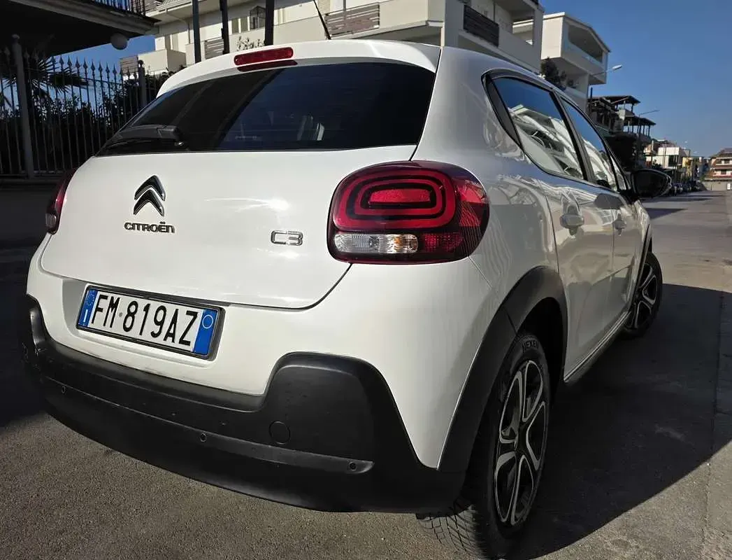 Usata Citroën C3 Shine 75 CV (55 kW) 2018 Utilitaria
