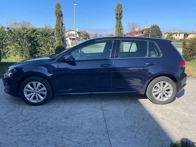 Usata VW Golf VII Comfortline 110 CV (80 kW) 2014 Blu/azzurro Berlina