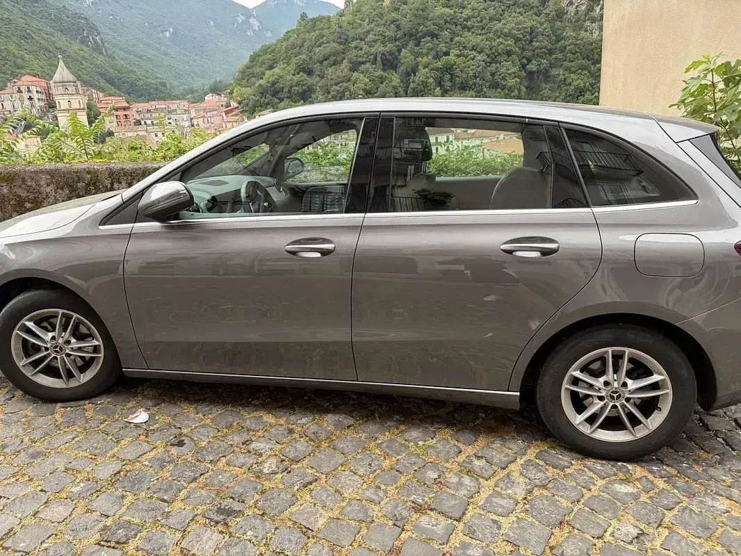 Usata Mercedes B180 116 CV (85 kW) 2019 Utilitaria