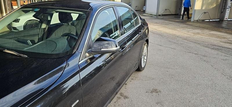 Usata BMW 320 Comfort Edition 184 CV (135 kW) 2013 Nero Berlina