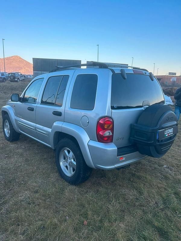Usata Jeep Cherokee Limited 163 CV (119 kW) 2005 Grigio SUV