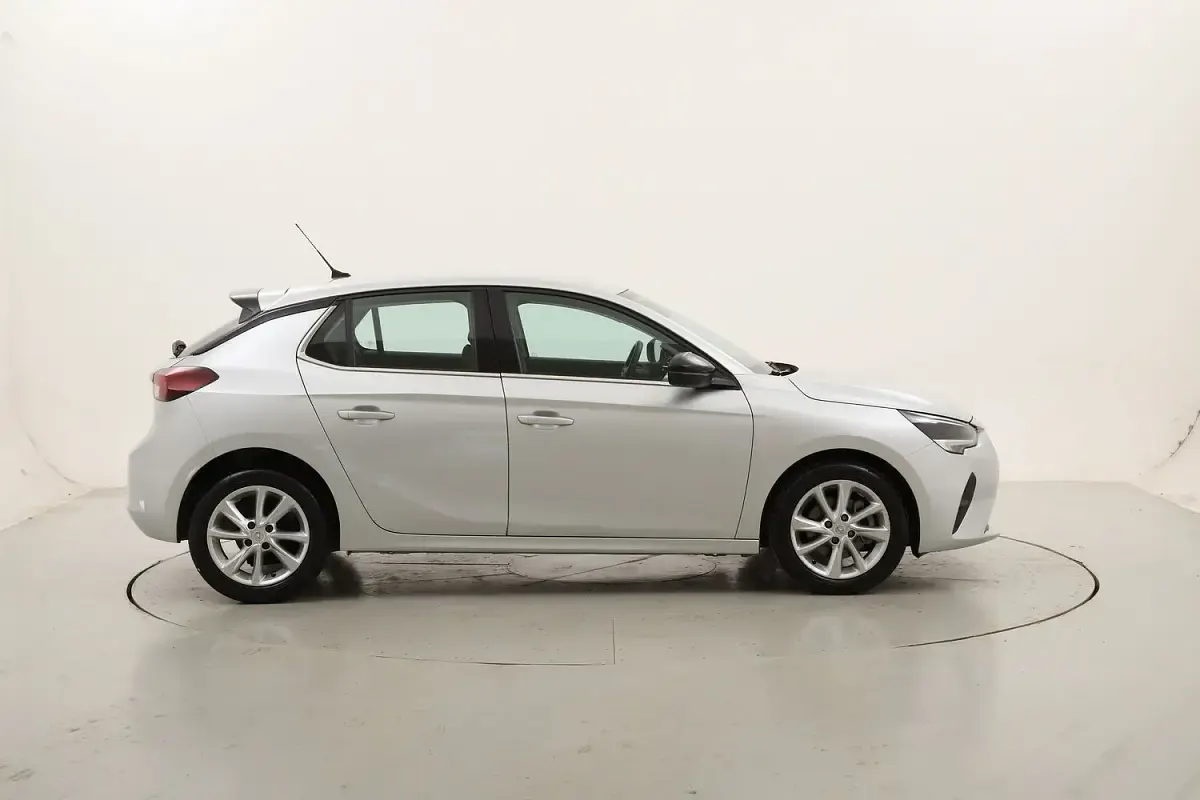 Usata Opel Corsa 101 CV (74 kW) 2023 Utilitaria